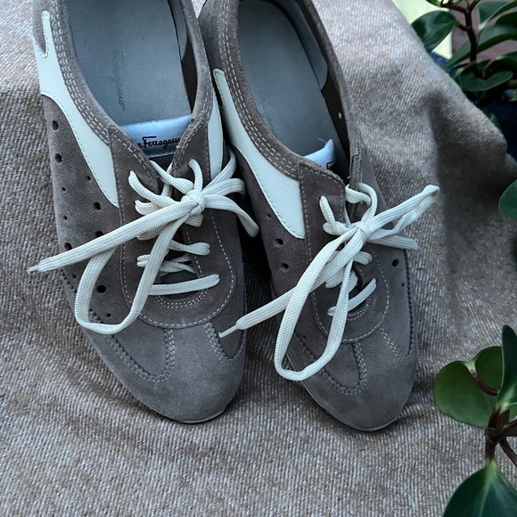 Salvadore Ferragamo Size 7 Mens Grey Suede Sneakers - Picture 7 of 7